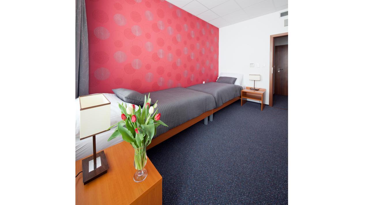 Hotel Limba Ctt Твордошин Номер фото