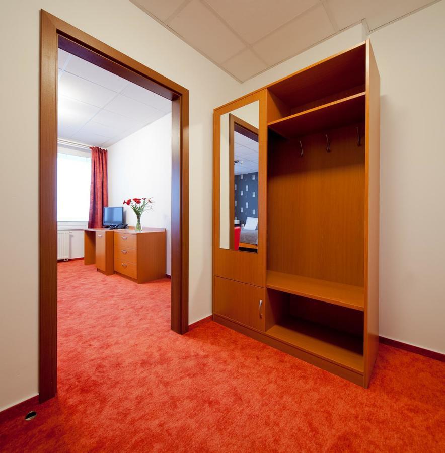 Hotel Limba Ctt Твордошин Номер фото